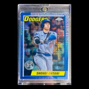🔥⚾️Shohei Ohtani Topps Chrome Refractor - SP -  Los Angeles Dodgers